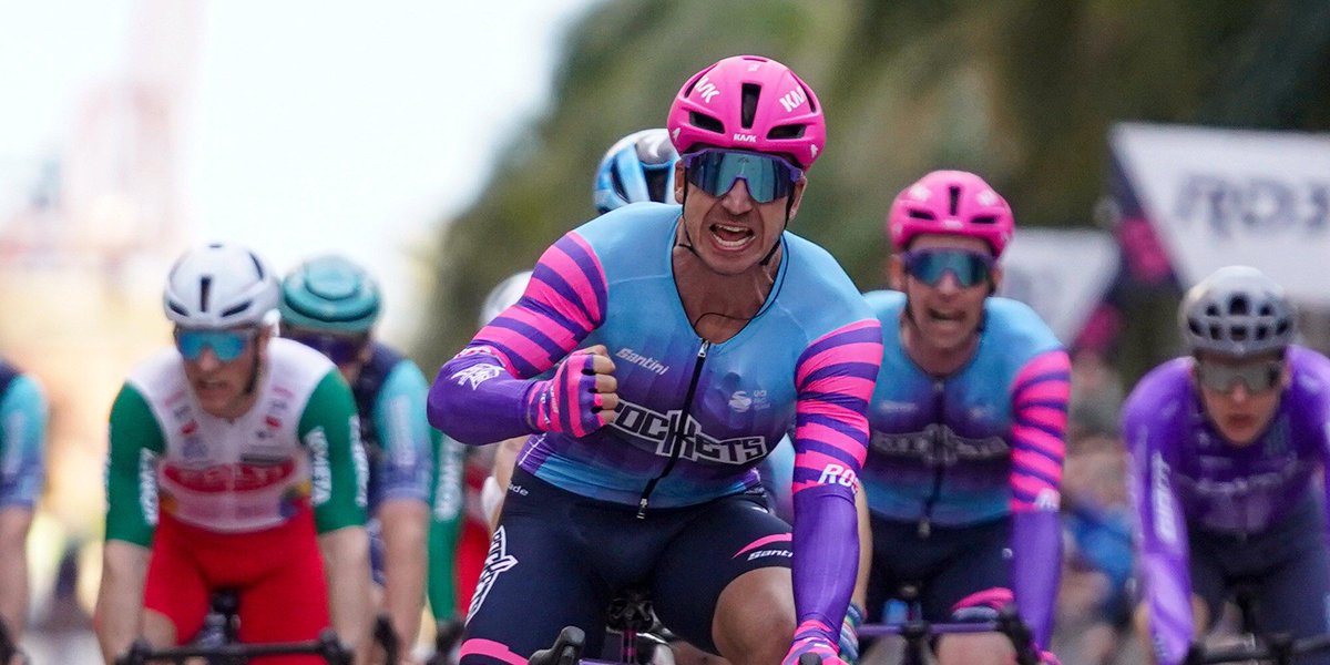 Over een DROOMDEBUUT gesproken!👏

Dylan Groenewegen schenkt zijn nieuwe werkgever Unibet Rose Rockets op zijn eerste wedstrijddag van 2026 meteen een overwinning.👊

wielerflits.nl/nieuws/wat-een…

🇳🇱#wielrennen #koers #cycling #ciclismo