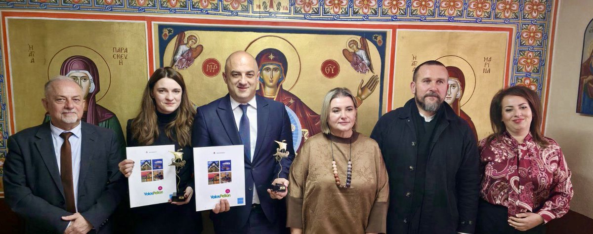 Амбасадор 🇷🇸 у 🇬🇷 Никола Недељковић присуствовао је обележавању Дана Светог Саве у Волосу.

Свечаности су присуствовали припадници српске заједнице у овом делу Грчке, председница Групе грчко-српског пријатељства у Парламенту 🇬🇷 Зета Макри, посланик и некадашњи председник ове
