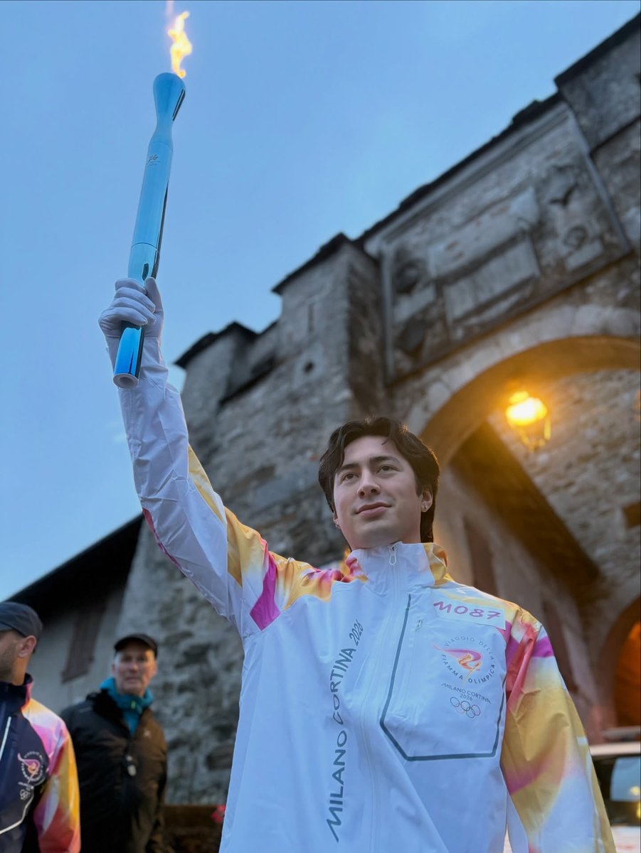 daily hollanov tweet media