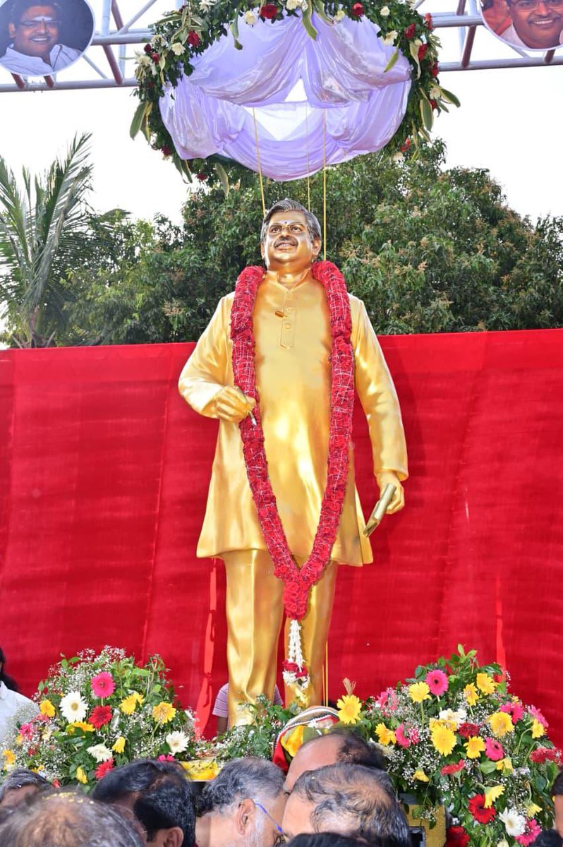 venupro's tweet photo. Bronze Statue of Padma Shri Sirivennela Seetharama Sastry Unveiled at Anakapalli

Anakapalli:
25-1-26

The bronze statue of legendary lyricist and Padma Shri awardee Sirivennela Seetharama Sastry was unveiled with grandeur at Gandhinagar, Anakapalli, near the Sri Venkateswara Swamy Temple. The programme was organized by the TANA Literary Wing – TANA World Literary Forum, with the support of the Government of Andhra Pradesh and the Anakapalli Sirivennela Kalapeetham.

The ceremony was presided over by former Minister and Anakapalli MLA Sri Konathala Ramakrishna, while renowned filmmaker and writer Sri Trivikram Srinivas unveiled the statue in the presence of Sastry’s family members. A commemorative meeting, Sirivennela Seetharama Sastry Mahotsava Sabha, was later held at the Pentakota Convention Hall.

Speaking on the occasion, Sri Konathala Ramakrishna recalled that Sirivennela Seetharama Sastry, born and raised in Anakapalli, brought national and international recognition to his hometown through his literary and lyrical excellence. He said that installing the statue in Gandhinagar, where the poet spent his early life, was both a proud moment and a divine coincidence. He also announced that the Sirivennela Seetharama Sastry Kalapeetham would institute an annual award to honour literary excellence.

Addressing the gathering, Trivikram Srinivas said that Sirivennela Seetharama Sastry remains eternally alive in the hearts of people through his words and ideas. He emphasized the importance of preserving the legacy of great personalities to inspire future generations.

Former Minister Mandali Buddha Prasad highlighted Sastry’s unparalleled contribution to Telugu cinema and literature, stating that his songs reflected deep human values and patriotism. TANA representative Thotakura Prasad recalled Sastry’s courageous transition from a telecom career to cinema and noted his achievement of winning three consecutive Nandi Awards.

Several dignitaries, public representatives, and members of Sirivennela Seetharama Sastry’s family attended the event. The programme was conducted smoothly under the supervision of Jana Sena in-charge Ranki.

Later, Sri Trivikram Srinivas and Sastry’s family members were felicitated. They were also accorded a traditional Purna Kumbha Swagatham by the Sri Nookambika Ammavari Devasthanam, followed by darshan, Vedic blessings, and the presentation of sacred prasadam.