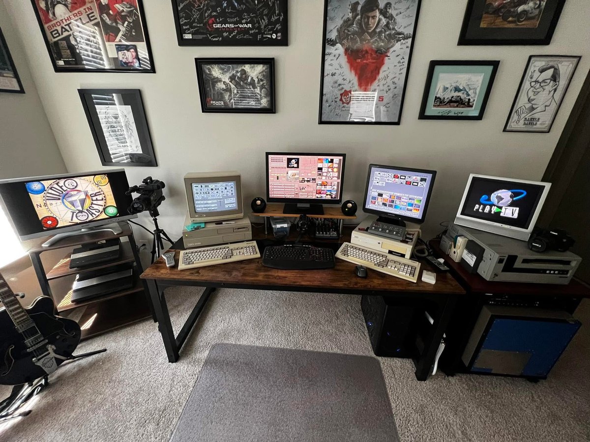 Greg Mitchell tweet media