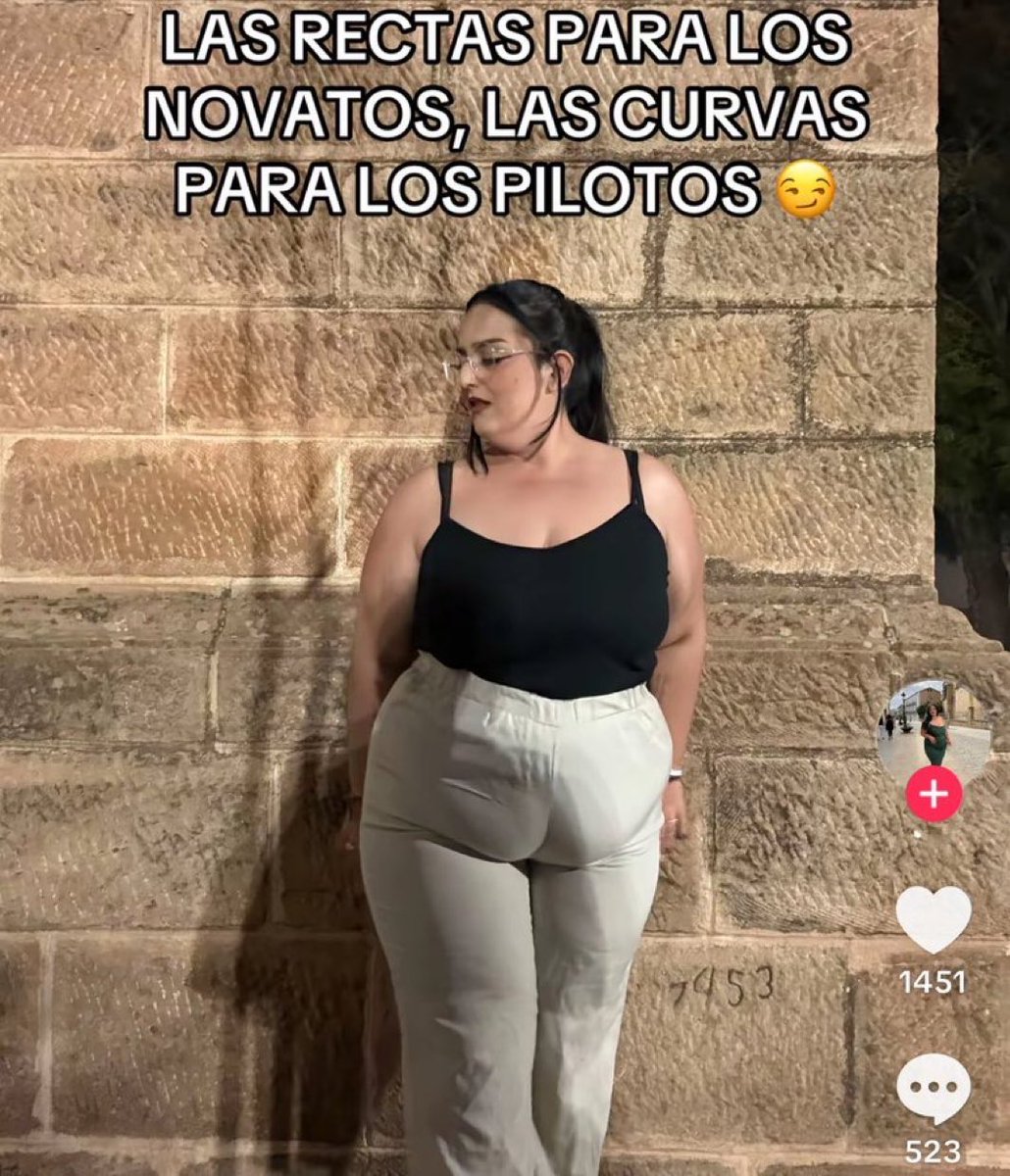 Mujeres Out Of Context tweet media