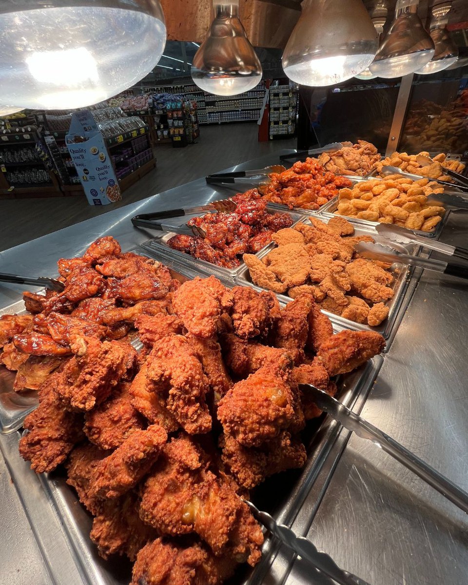 shaws's tweet image. Happy Gameday, New England! 🏈