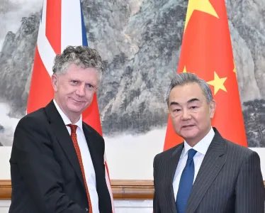 CatharineHoey's tweet image. Is Jonathan Powell the person who has pushed Labour Gov into the Chagos debacle in which the country that most benefits is China ?