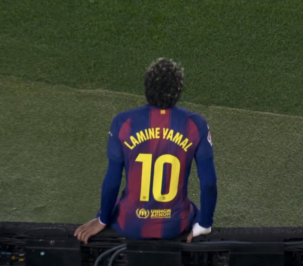 Recuerdan cuando se decía que a Lamine le pesaría el 10?

Nada, solo quería recordárselos