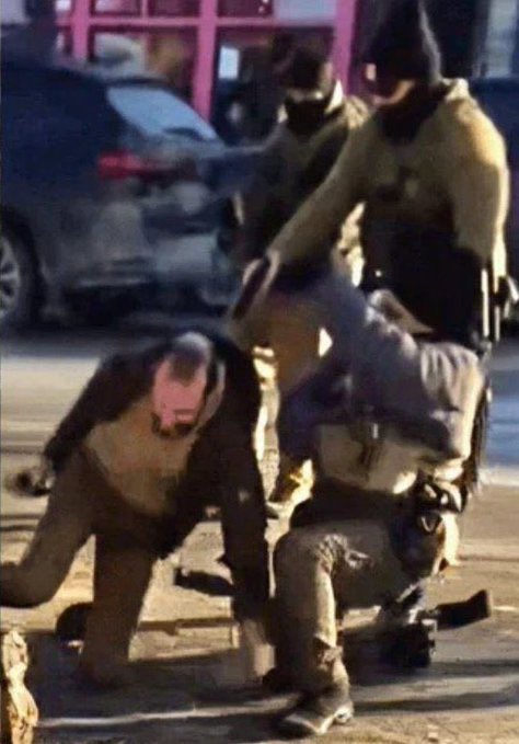 Matt_VanDyke's tweet image. Every 2nd Amendment activist should be on a flight to Minneapolis to protest the murder of Alex Pretti.

Masked federal agents executing gun owners for concealed carry has been their greatest fear.

Time to put up or shut up.

#AlexPretti