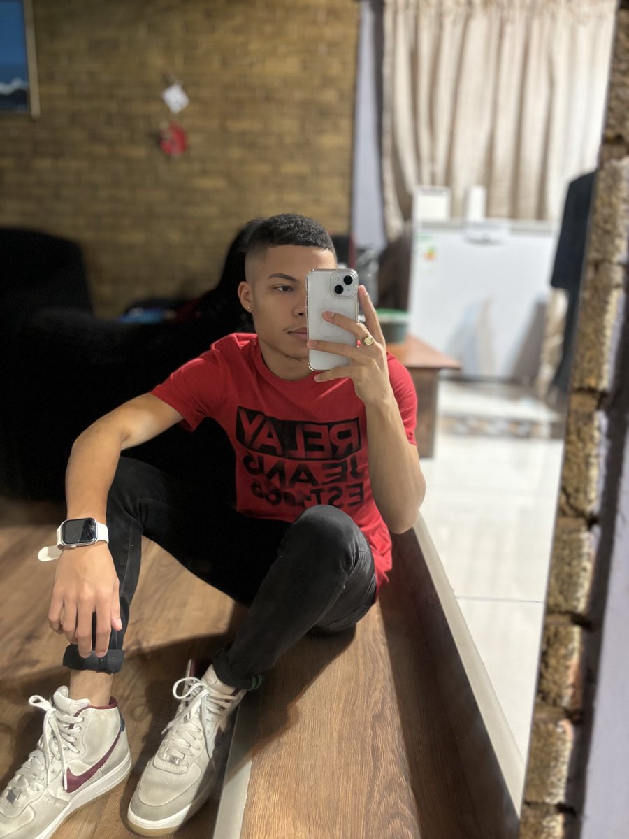brentonszn's tweet photo. https://t.co/wXZ8y5fq7r