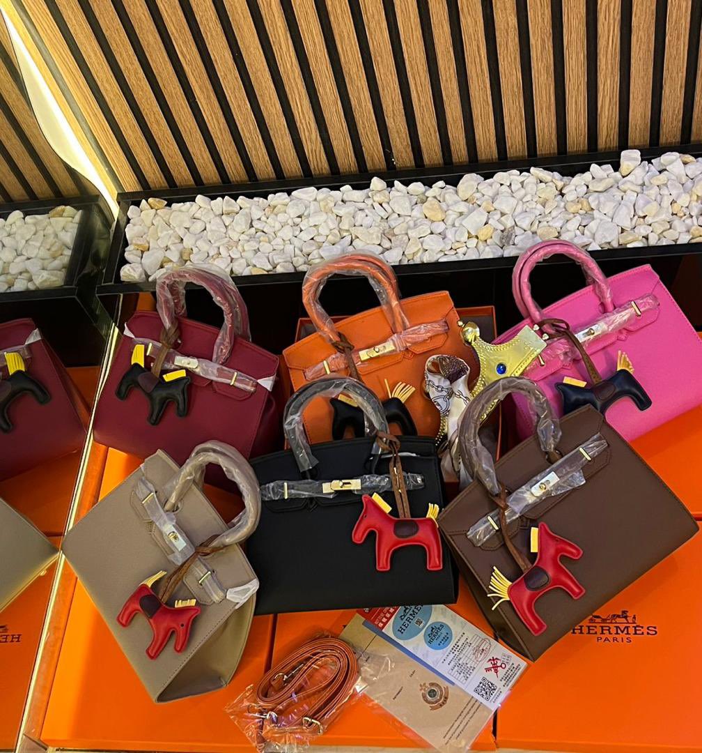 TBillion tweet media