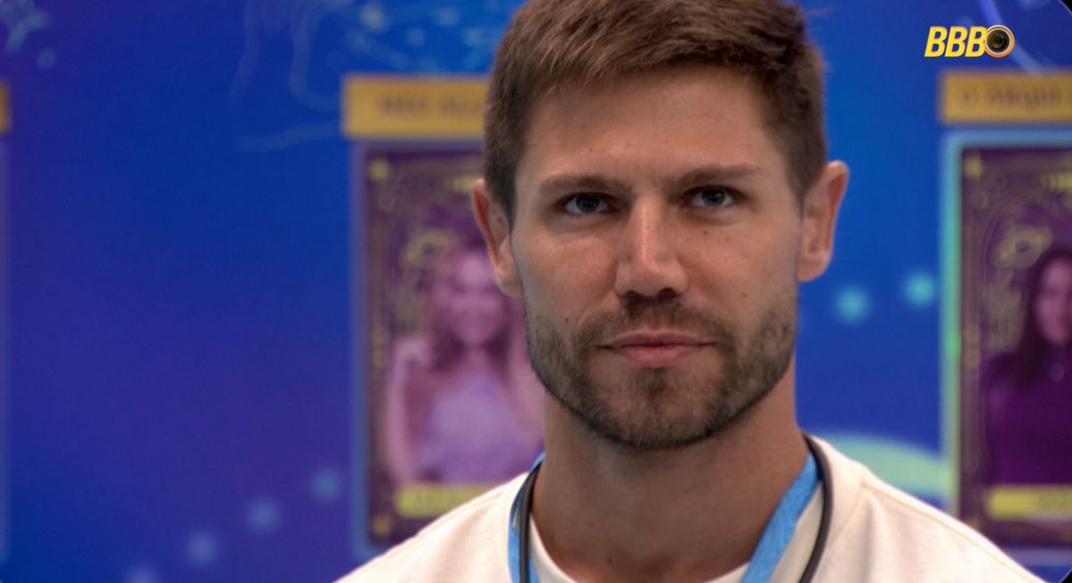 Dantinhas's tweet image. Jonas decidiu ver sua família ao invés de imunizar uma pessoa. #BBB26