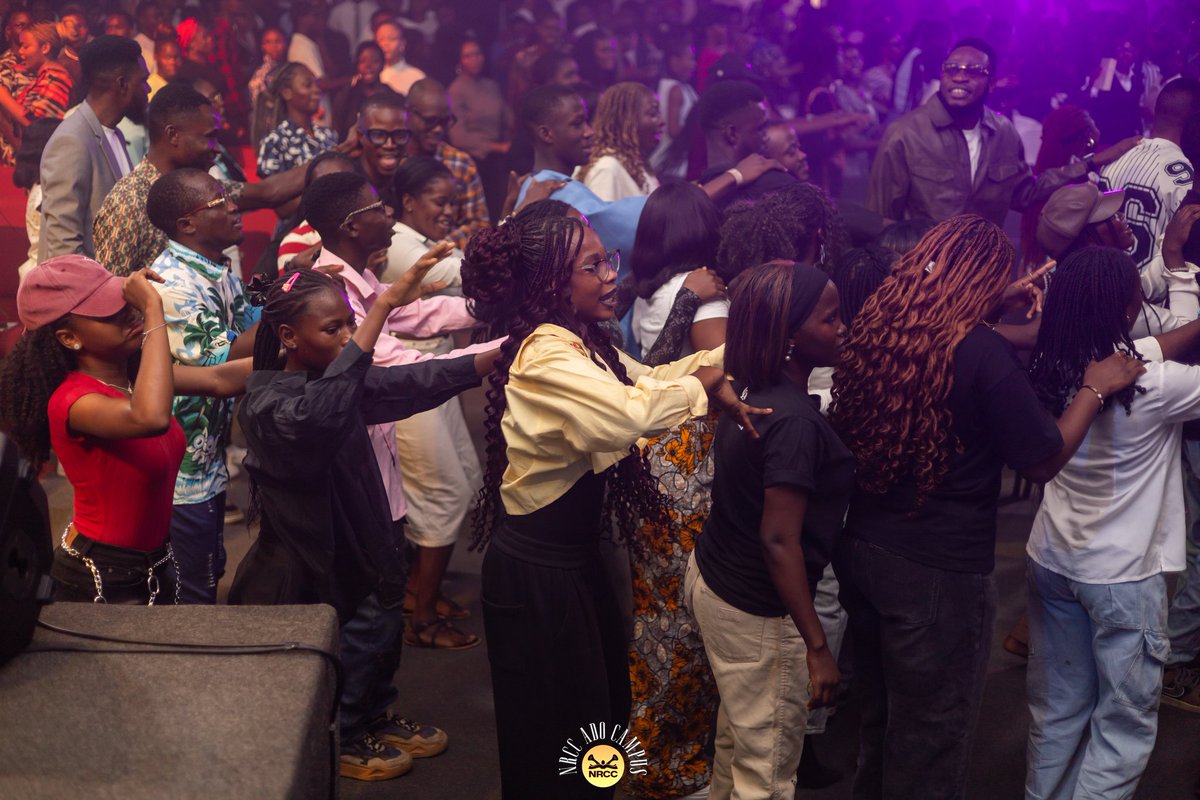 newrealitycc's tweet image. Everybody go line up 💃

#sundayservice #friendshipservice #nrcc #nrccglobal #apjsays #Church