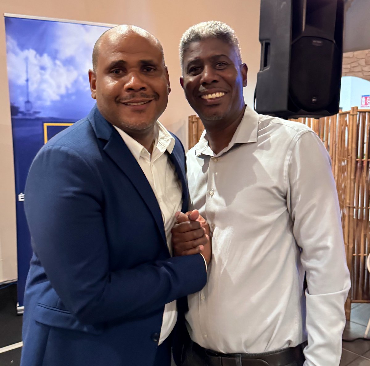 Au soutien de mon ami <a href="/LoicMartol/">Loïc MARTOL</a>, candidat à la mairie de Pointe-à-Pitre. 
Nous serons chacun mobilisés dans nos campagnes respectives, mais je tenais à être au côté du Projet Pointois au nom de nos combats communs pour le <a href="/peyigwadloup/">Péyi Gwadloup</a>.