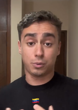 Hugaunda's tweet image. Brutal, o cara conseguiu ficar mais feio