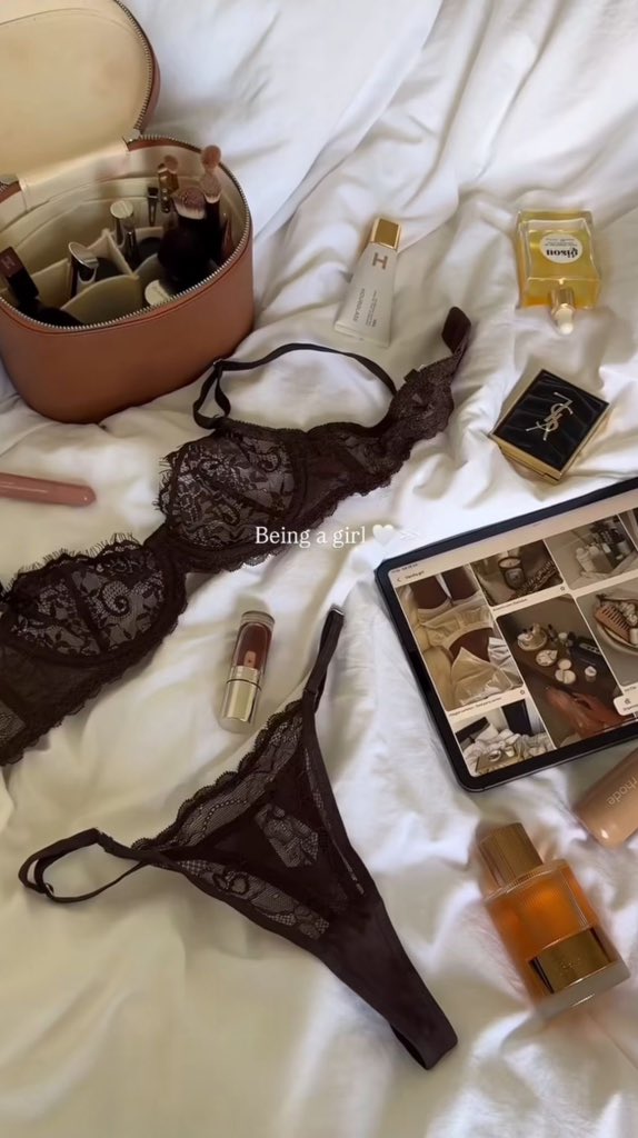 girlsay. (@_girlsay) on Twitter photo 