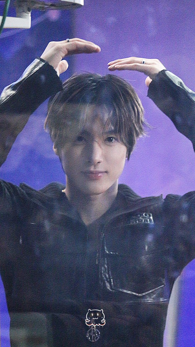 rainieeeeetclsy's tweet image. 260112 아돌라

#에릭 #손영재 #ERIC 
#더보이즈 #ERIC #THEBOYZ