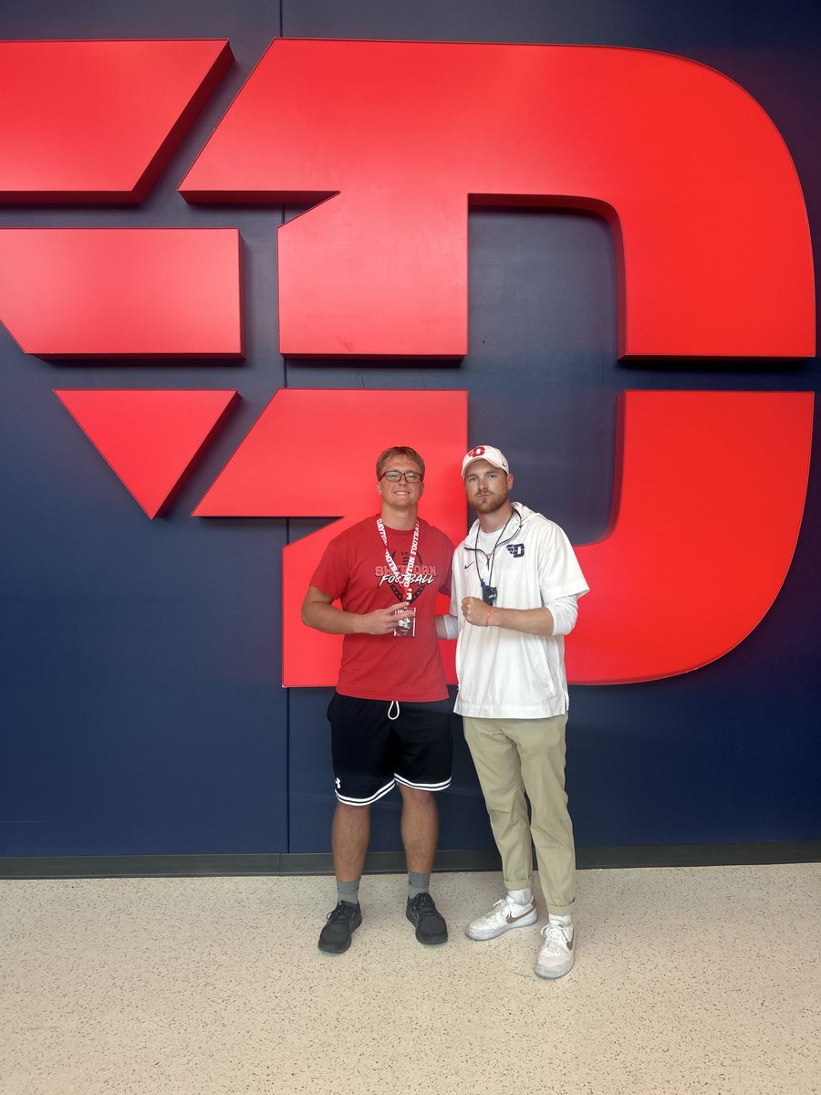 CreedHill77's tweet image. After a great conversation with @TDAndrews4, I am grateful to receive a D1 offer from @DaytonFootball! 

@RMA_RedRageFB 
@RMA_Strength 
@no_paculver 
@Jay9Terry 
@John_bowes_ 
@JaredLuginbill 
@LanceDupler