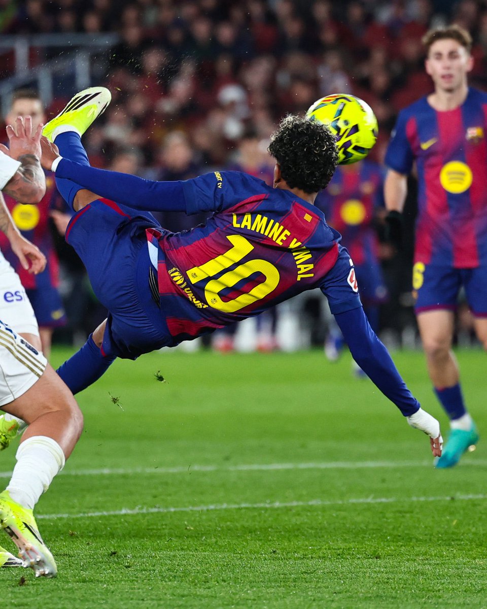 El 10 de otros // El 10 de nuestro Barça.

Ningún tipo de comparación.