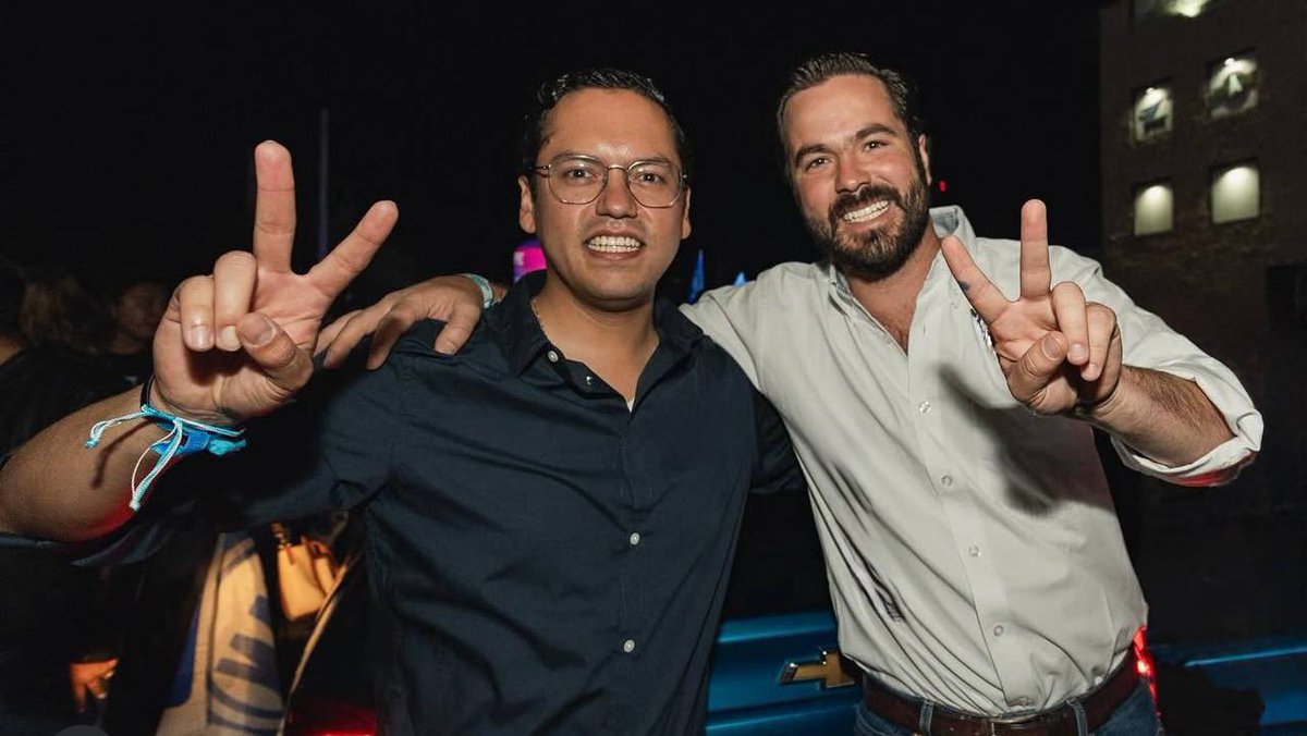¡Feliz cumpleaños, mi querido amigo <a href="/MauCardePa/">Mauricio Cárdenas</a>! 🎉
Espero que hoy te la pases increíble, rodeado de la gente que quieres. Mi reconocimiento por tu trabajo y tu compromiso, siempre dando lo mejor por Corregidora y por Querétaro. Te mando un abrazo.