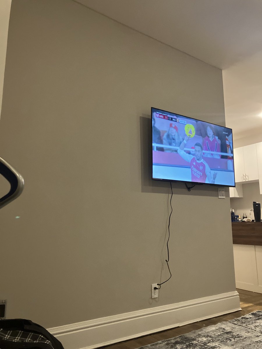 Colin Hart tweet media