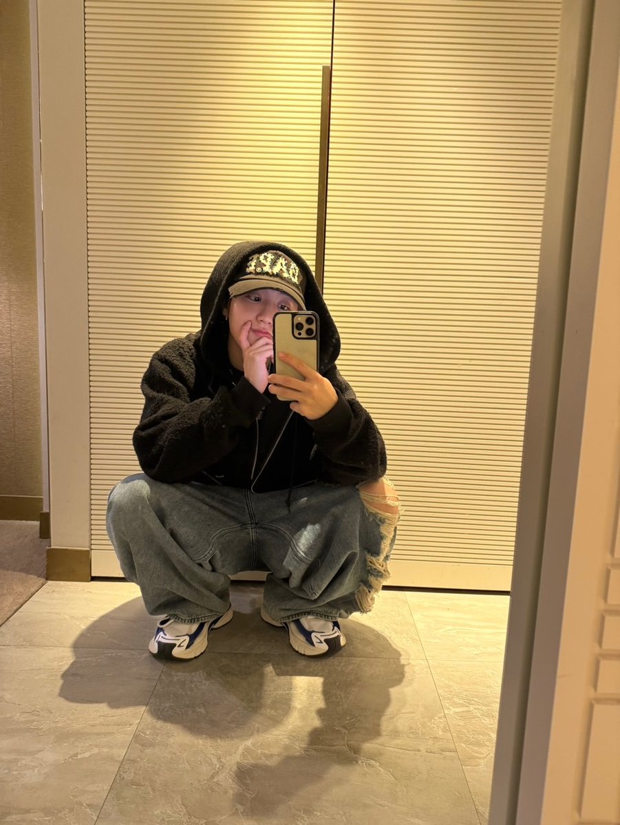 inniestyle's tweet image. _doolsetnet slowly getting i.2.n.8ified with every post