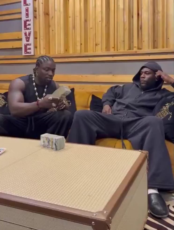 Colourrapist's tweet image. VDM made a video asking Davido, Wizkid, and Burna Boy what people have benefited from them. Guess what? Burna don buy ham to his side 😂