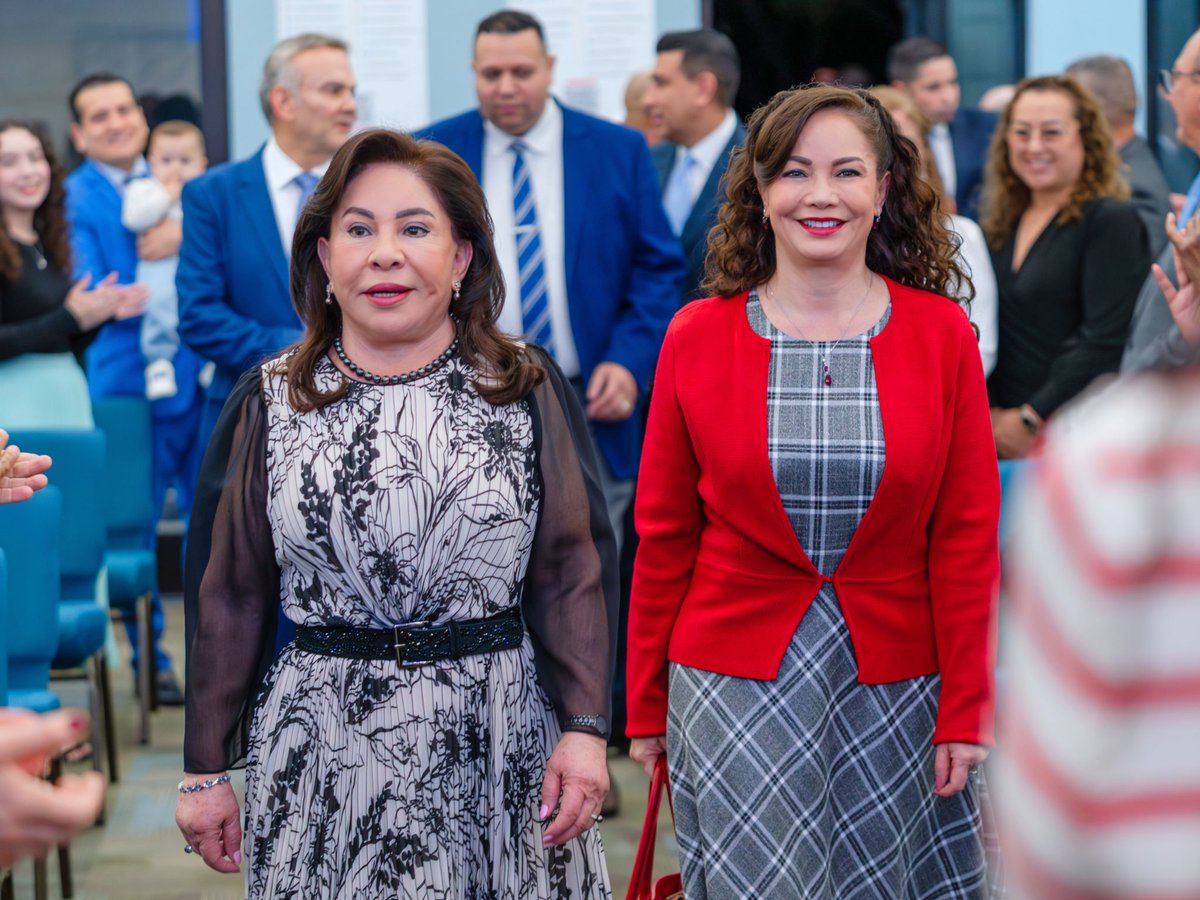 Fotografías de la enseñanza Juan 1, presentada el 25 de enero de 2026 en las sedes de la Iglesia de Dios Ministerial de Jesucristo Internacional <a href="/IDMJIoficial/">IDMJI.ORG</a>. Realizada por nuestra Hermana María Luisa Piraquive.