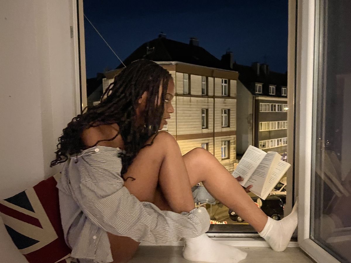 softparisian's tweet photo. me after 8pm: https://t.co/McTbKzz1u1