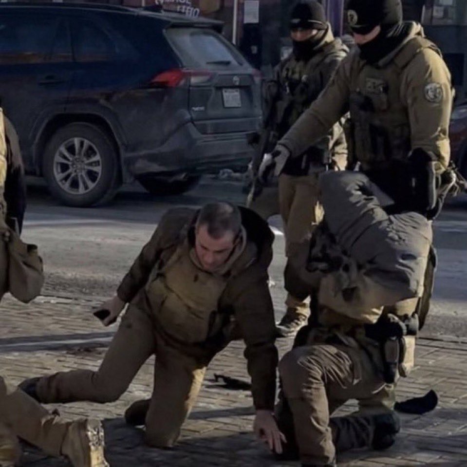 GenghisMFKhan's tweet image. “He went for his gun”
“He pointed it at officers”
“He was threatening them”

All lies spread by morons and traitors to the American people.

The 2nd Amendment was written to protect the American People from tyranny using force.

This is what Tyranny looks like.
Died on his knees