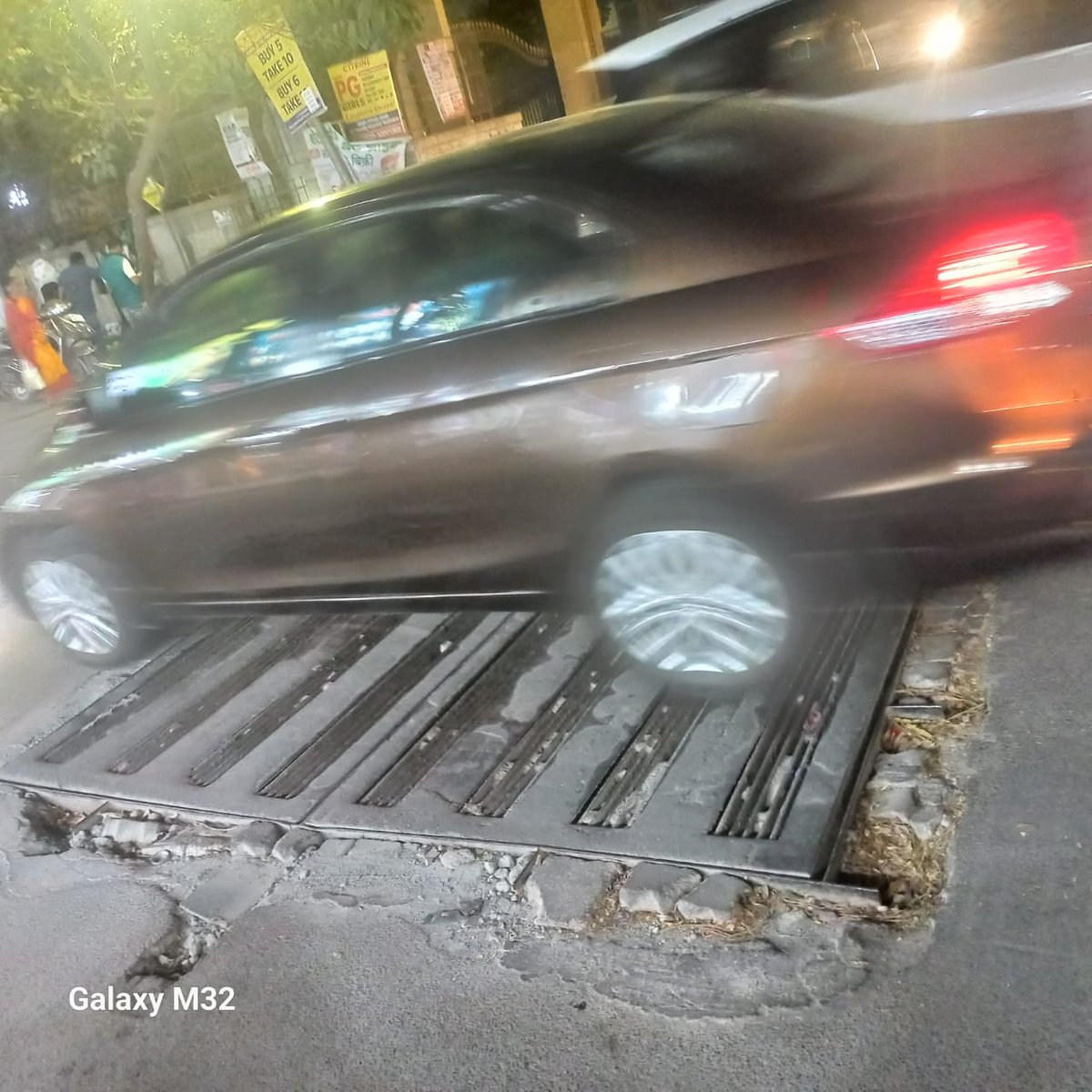 Ghanshyam Tiwari tweet media