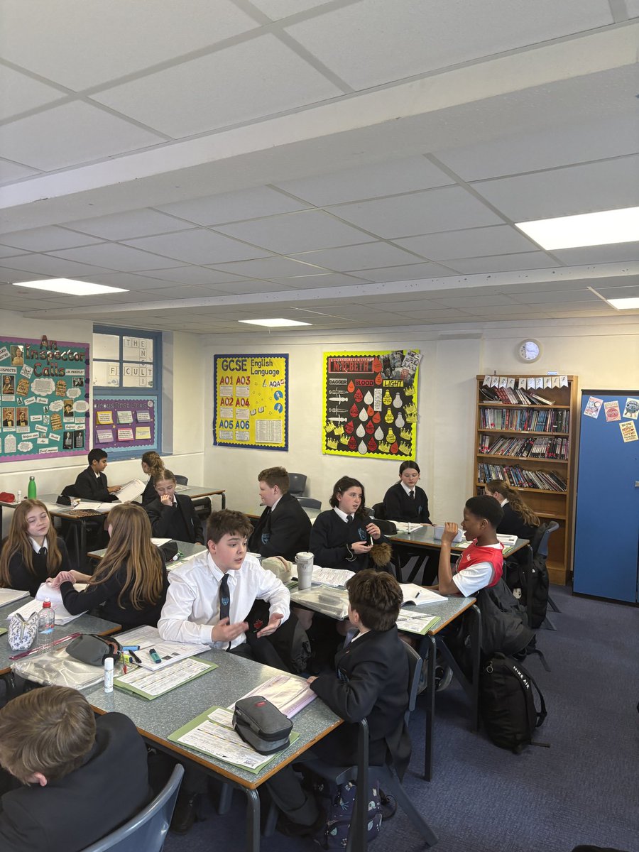 RCS_English's tweet photo. 🗣️Last week, we celebrated Everyone Speaks Week @ReddenCourt. Lessons this week were designed to celebrate the power of oracy within the classroom! 

Within English, students practiced their debating and presentation skills; allowing them to showcase verbal communication! ⬇️ https://t.co/1oU0BAW6Ii