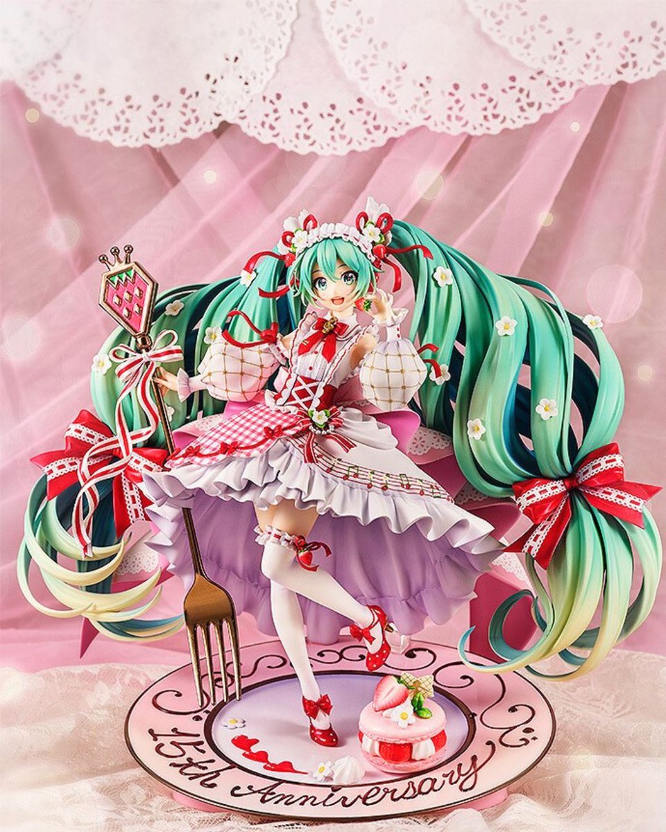 Hatsune Miku 15th Anniversary - Figure Hatsune Miku  🍓 ✨  - Check it out on meccha-japan!
#HatsuneMiku #Miku