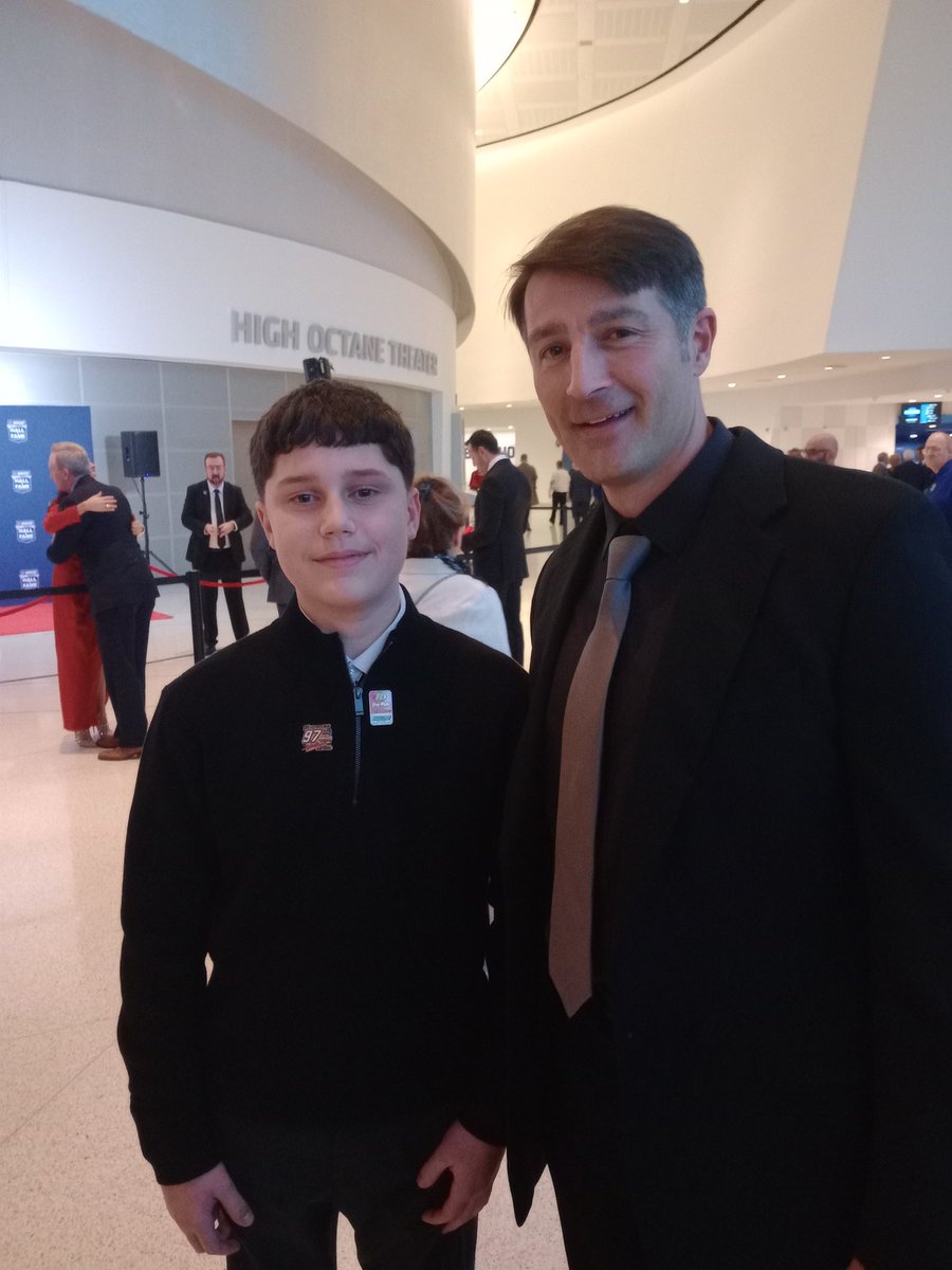 jeffray78's tweet photo. Thank you @NASCARHall for a great weekend celebrating these HOF inductees. It was worth every penny. You made my 13 year old an even bigger fan of the sport. The plane ride from Boston was worth it. Congrats @KurtBusch https://t.co/53sZM5rRpZ