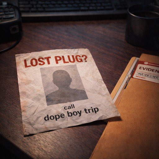 TripperGetem's tweet image. 😠 #LOST #PLUG ? 🔌
📲 #call #dope #boy #trip 📱