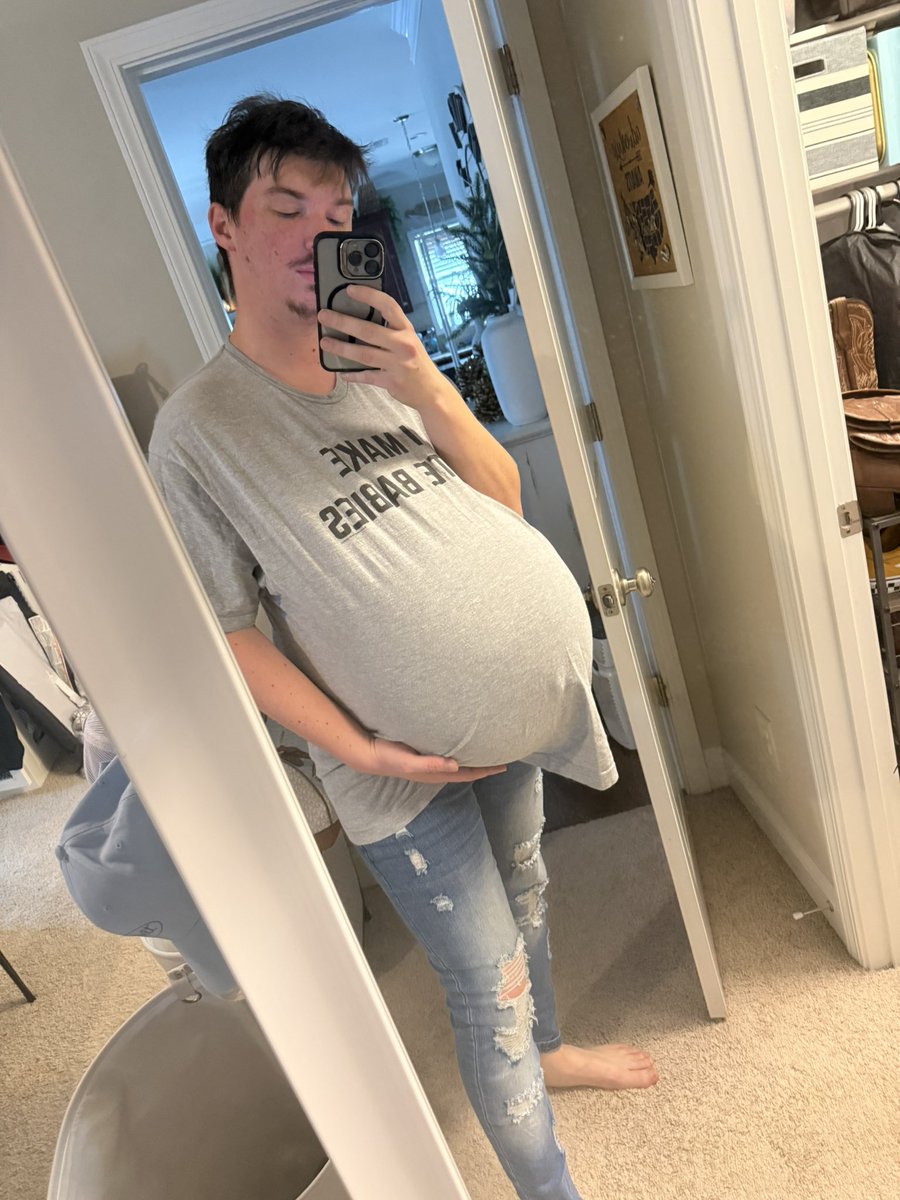Babybumpdaddy tweet media