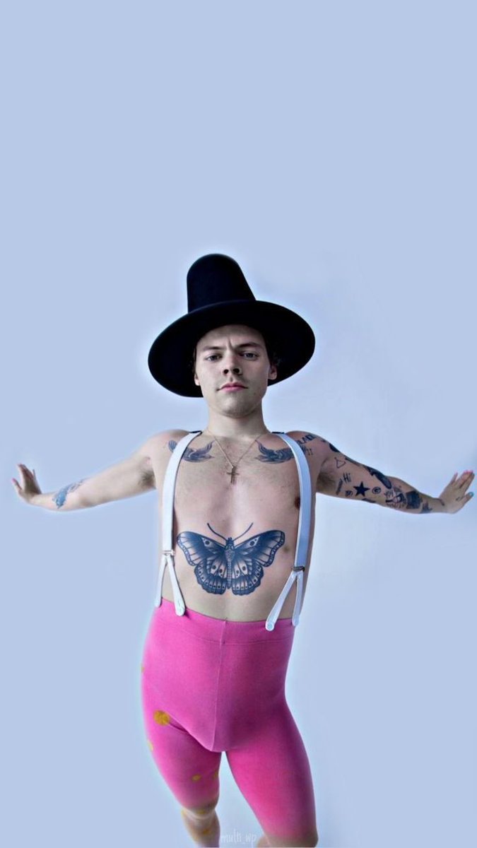 louisscupid's tweet photo. “i hate when popular artists try and seem weird to be artsy, it seems so unauthentic”

harry styles in 2020: https://t.co/IkNBPRHLrc
