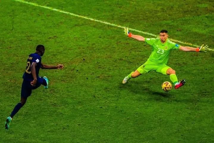 KingPin_Mathe's tweet image. Wait a minute 👀