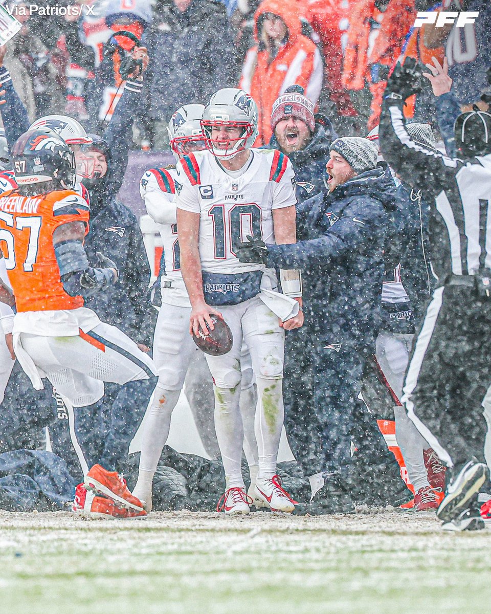 PFF's tweet image. Only one team went undefeated on the road this season:

The New England Patriots - 9-0 🇺🇸