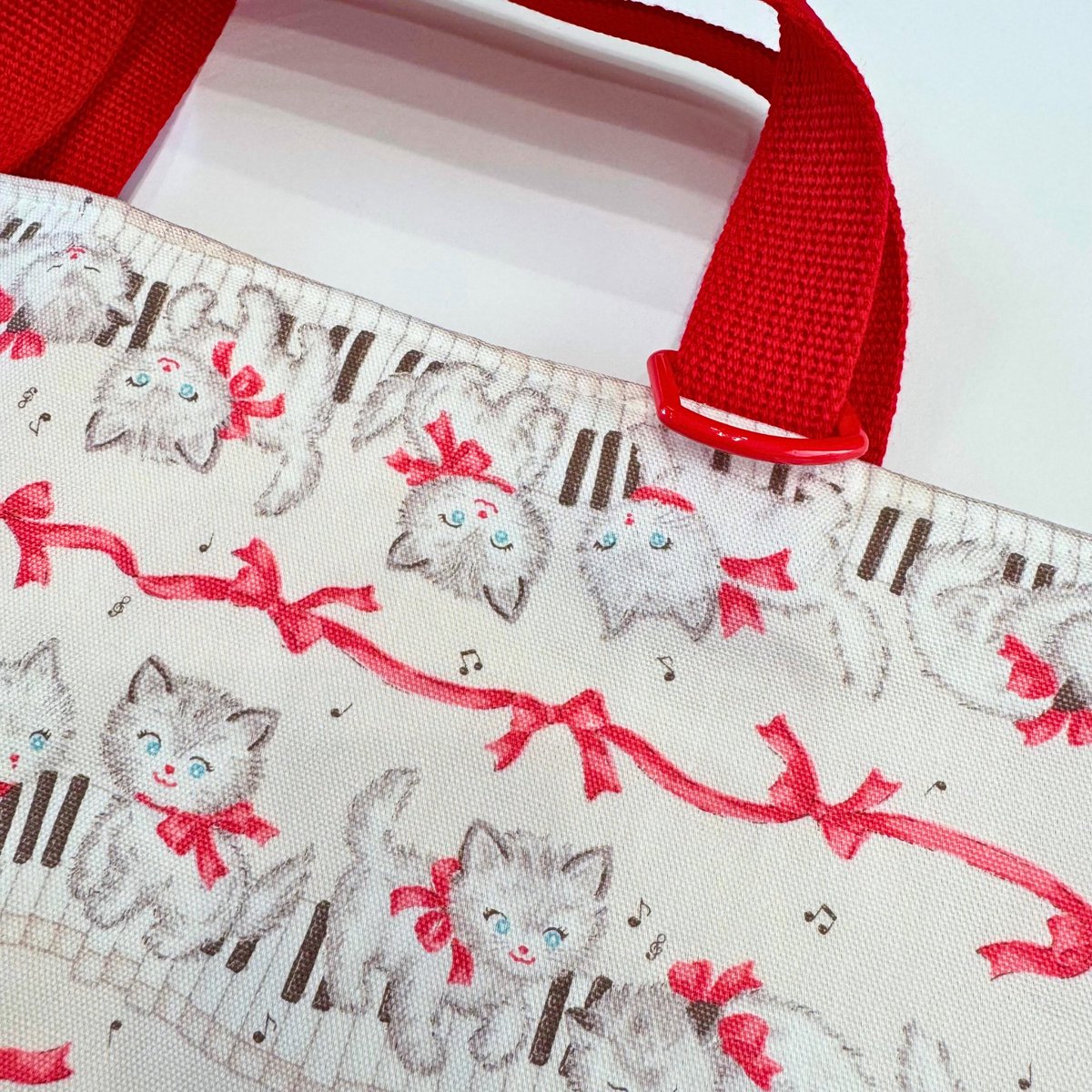 #魅力のある赤を見せてください見た人全員強制

赤推しのセット🎈

#ハンドメイド好きさんと繋がりたい