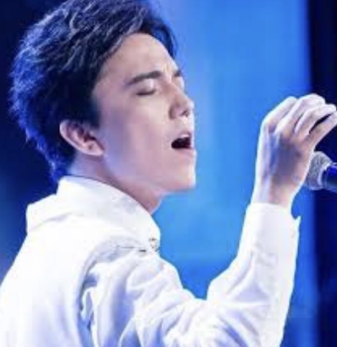 OlguisSantillan's tweet image. Hace 9 años el mundo empezó a conocer una voz que cambiaría los parámetros musicales para siempre.👑🎶 
NINE YEARS OF LOVE
Happy Dears Day 2026 

#DimashAndDears