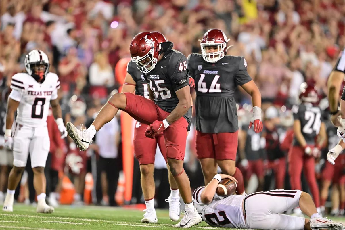 maatoe_moe0's tweet photo. I'm blessed and honored to be offered by Coach Browning to play at Washington State!! #gocougs! @browning_coach @Coach_Taufalele @T_BirdFootball https://t.co/KNAfawLnoZ