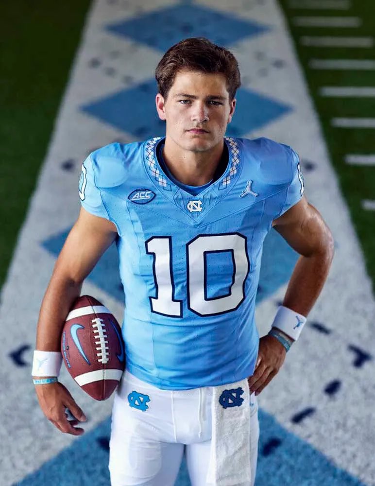 UNC Barstool tweet media