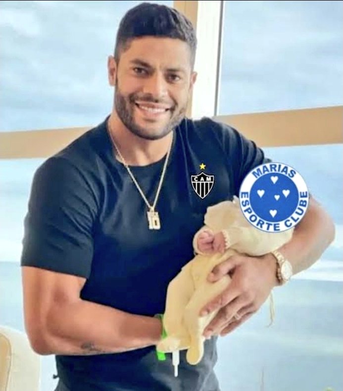 CrisGalo's tweet photo. Quem tem pai, sabe.
Mesmo sendo ROUBADO na cara dura, a paternidade continua.
#AquiÉGalo
#ChupaMaria #FicaTiteNão
🤣😜👊🐔 https://t.co/rbPpGZQduS