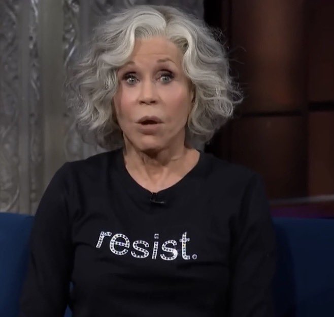 OliLondonTV's tweet image. Ariana Grande is posting about ICE. 

Pedro Pascal is posting about ICE. 

Cynthia Nixon is posting about ICE

Natalie Portman is posting about ICE.

Jane Fonda is posting about ICE.

Do you know what they are not posting about?

Iran: where 35,000+ Iranians have been shot dead.