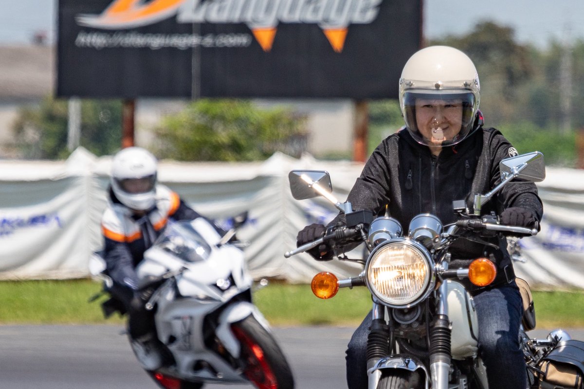 アポヤンド清水 tweet media