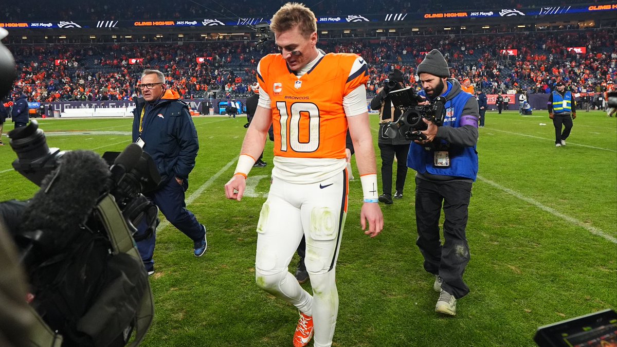 SleeperBroncos's tweet photo. Just unbelievable how the season just ends like that

All the Broncos were missing in this game was their starting QB to put them over the hump

We were a Bo Nix away from going to the Super Bowl

😞 

#BroncosCountry https://t.co/BLleSe8Fpg