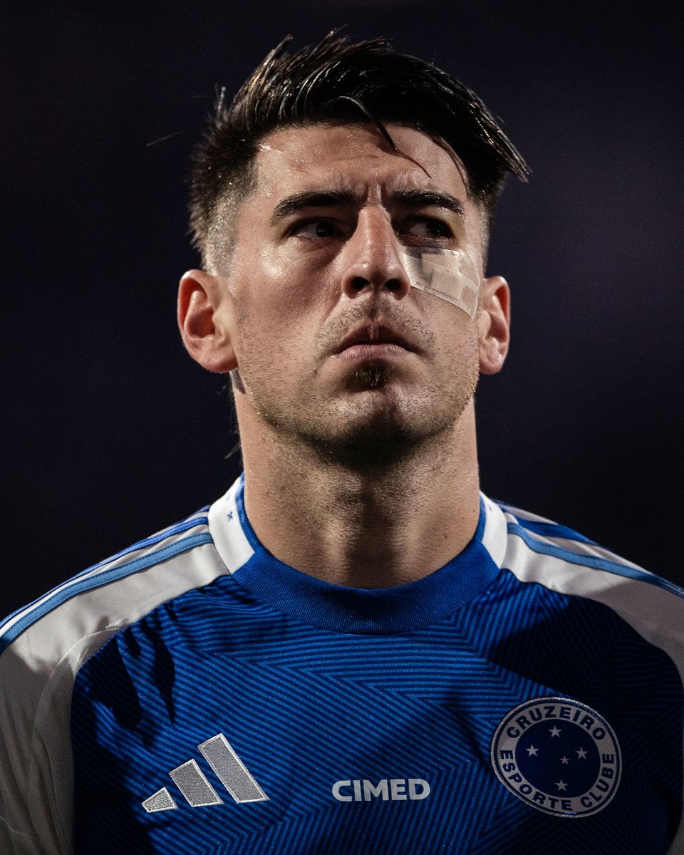 cavalinhodocec's tweet image. Que saudades do meu zagueiro.