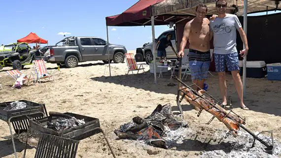 Ah, pero asado con gazebos y 4x4 sí... 
F
Foto: Perfil
