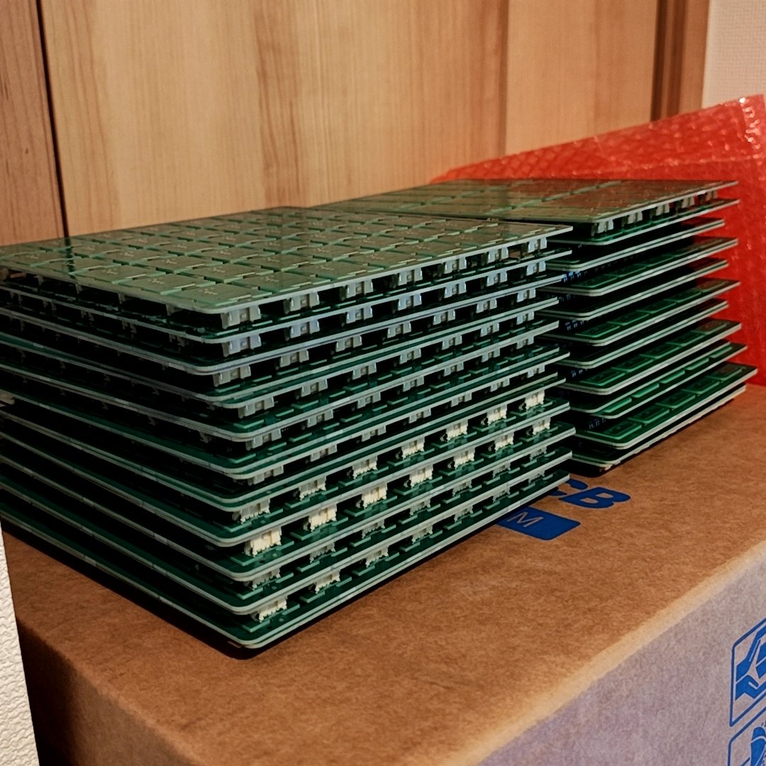 ex_help's tweet image. こんなに山盛り作業が溜まっているが今日は通院デーなのでほとんど作業できないという・・・
今週中には片付けるぞ〜