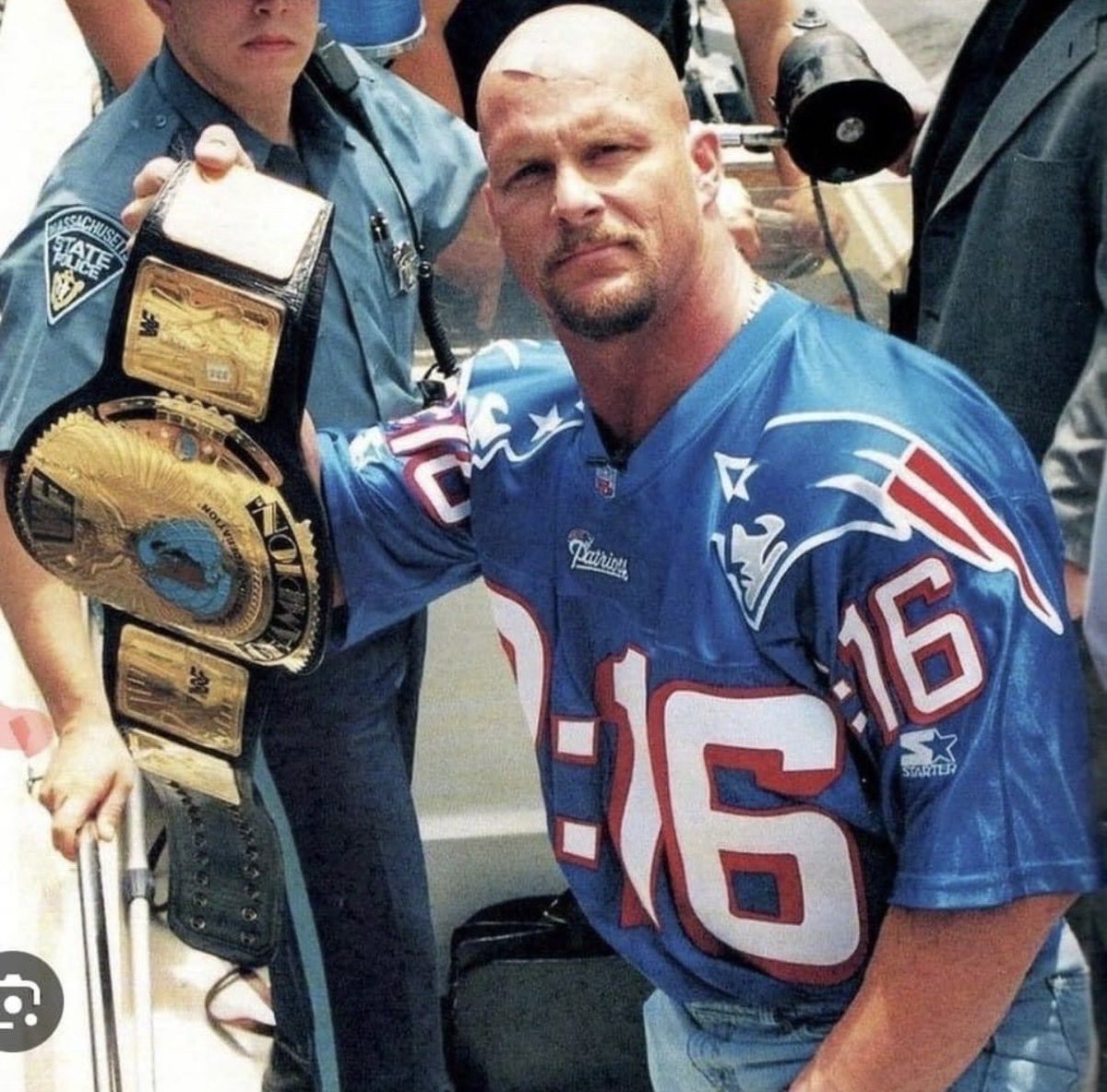 The New England Patriots are going to the Super Bowl. Can I get a “Hell Yeah”? 617apparel.com