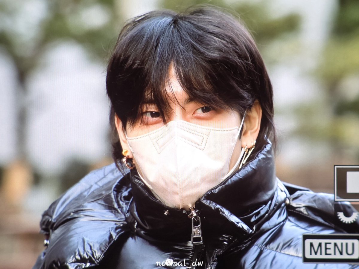 260126 KBS 출근

오늘 무대 파이팅🥺🥺🥺

#장동우 #JangDongWoo #동우
#솔로 #컴백 #AWAKE 
#SWAY #SWAY_Zzz