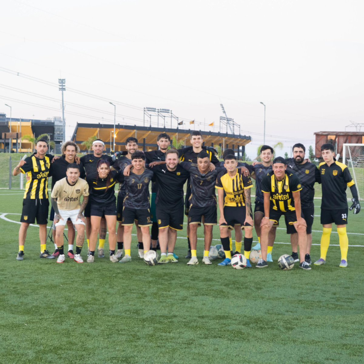 PEÑAROL CREADORES tweet media